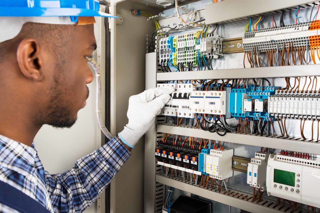 Red flags to Watch Out for When Hiring an Electrician